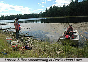 Lorena & Bob volunteering at Devils Head Lake